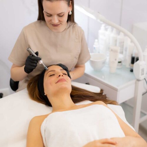 How to Care for Your Skin Before and After Microneedling